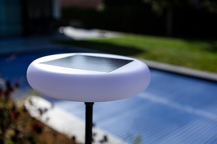 Lutec Solar Pops fritstående standerlampe m/solceller Lutec Solar Pops fritstående standerlampe m/solceller