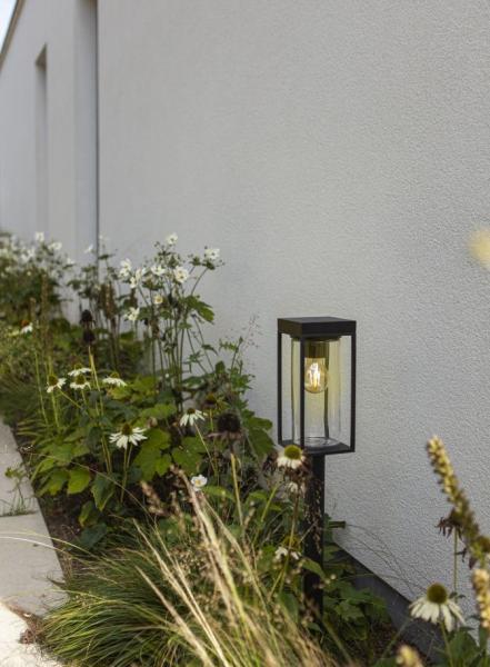 Lutec Solar Flair udendørs standerlampe m/solceller - Mat sort Lutec Solar Flair udendørs standerlampe m/solceller - Mat sort