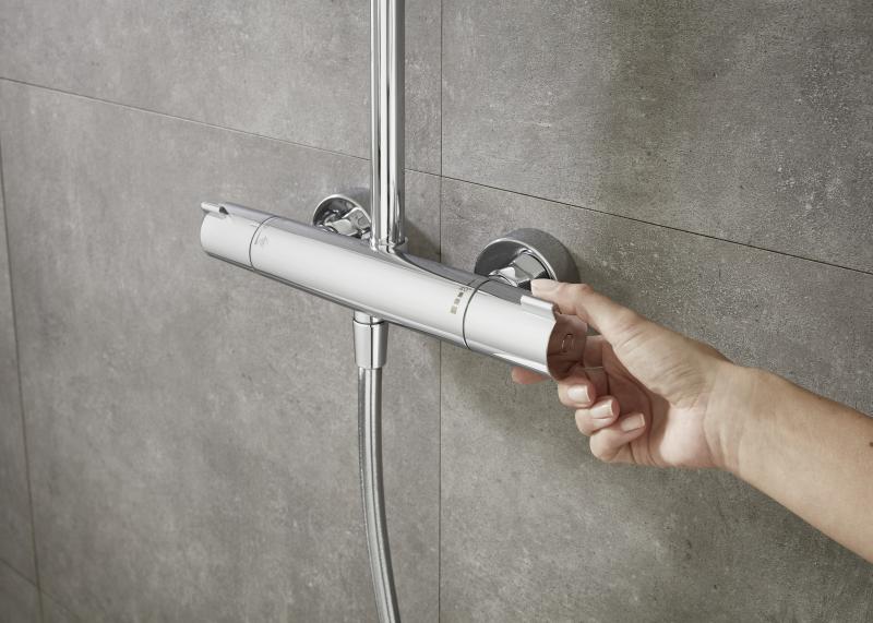 hansgrohe Crometta E 240 Showerpipe 1jet m/termostat - Krom