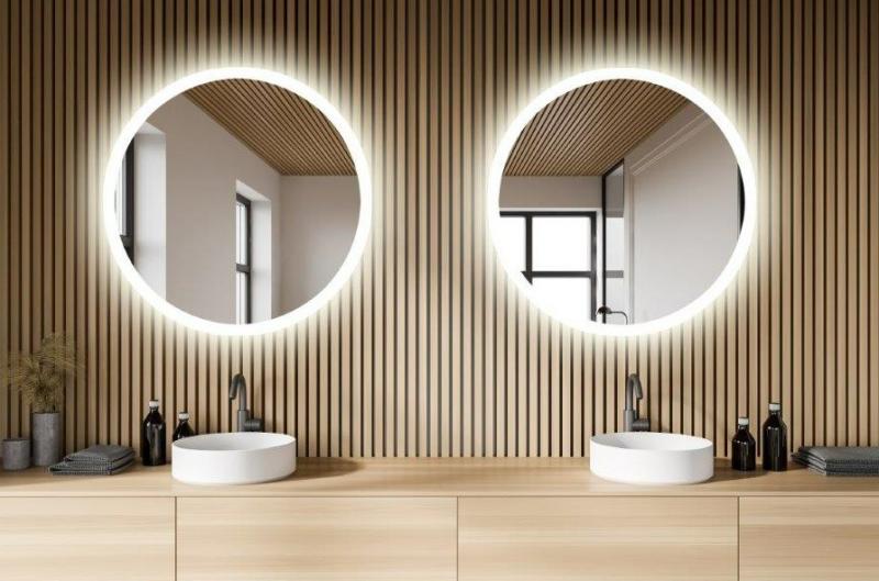 Sandra rundt spejl m/integreret LED lys og backlight - Ø110 cm Sandra rundt spejl m/integreret LED lys og backlight - Ø110 cm