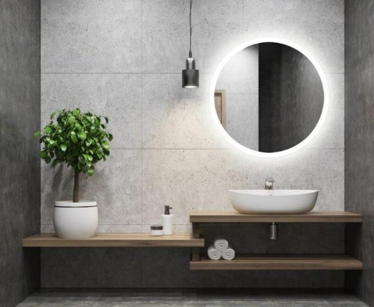 Sandra rundt spejl m/integreret LED lys og backlight - Ø80 cm Sandra rundt spejl m/integreret LED lys og backlight - Ø80 cm