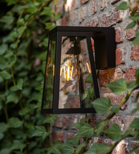 Lutec Solar Fia udend&oslash;rslampe til v&aelig;g m/solceller