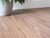 Selvklæbende gulv - Trælook